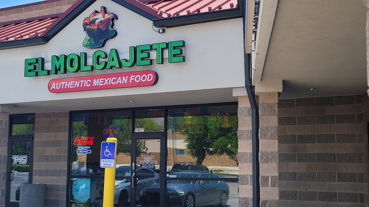 El Molcajete Mexican Restaurant